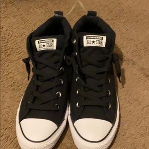 BN Converse blk/wht Men’s size 11